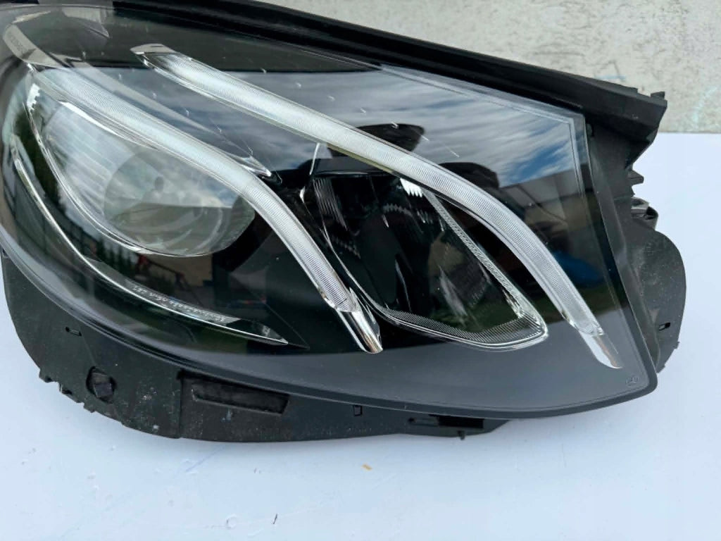 Frontscheinwerfer Mercedes-Benz W213 2139064004 Rechts Scheinwerfer Headlight SCH3681044655bh