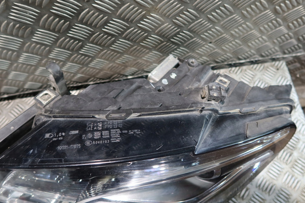 Frontscheinwerfer Audi Q5 8R0941029AF Xenon Ein Stück (Rechts oder Links)