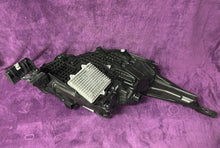Laden Sie das Bild in den Galerie-Viewer, Frontscheinwerfer Land Rover Range I L460 M8E2-13W030-EM Links Headlight SCH5660379133hi