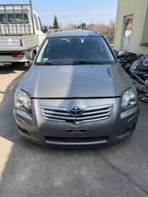 Laden Sie das Bild in den Galerie-Viewer, Frontscheinwerfer Toyota Avensis Ein Stück (Rechts oder Links) Headlight SCH8182006293in