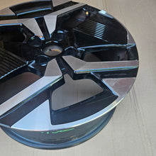 Load image into Gallery viewer, 1x Alufelge 17 Zoll 6.5" 4x108 32ET Glanz Schwarz 9849269080 Peugeot II 208 FEL5960555271lu