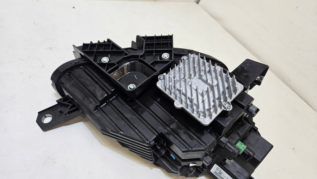 Frontscheinwerfer Maserati I 06702930760 Links Scheinwerfer Headlight SCH9162323775yw