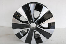 Load image into Gallery viewer, 1x Alufelge 17 Zoll 7.0&quot; 5x112 A4474015200 Mercedes-Benz Vito W447 Rim Wheel