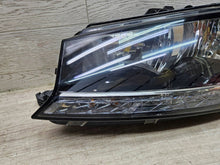 Load image into Gallery viewer, Frontscheinwerfer Skoda Fabia I 6V1941015D Links Scheinwerfer Headlight SCH7684234559ra