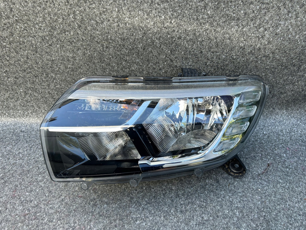 Frontscheinwerfer Dacia Sandero II 260605665R Links Scheinwerfer Headlight SCH5575196577fn