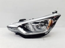 Load image into Gallery viewer, Frontscheinwerfer Hyundai I20 92101-C8000 Links Scheinwerfer Headlight