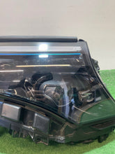 Laden Sie das Bild in den Galerie-Viewer, Frontscheinwerfer Mercedes-Benz Eqc A2939061201 Rechts Scheinwerfer Headlight SCH1613177924rv