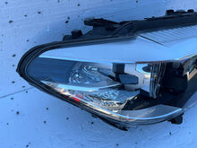 Laden Sie das Bild in den Galerie-Viewer, Frontscheinwerfer BMW 5 G31 G30 8499112 Rechts Scheinwerfer Headlight SCH5505975649vp