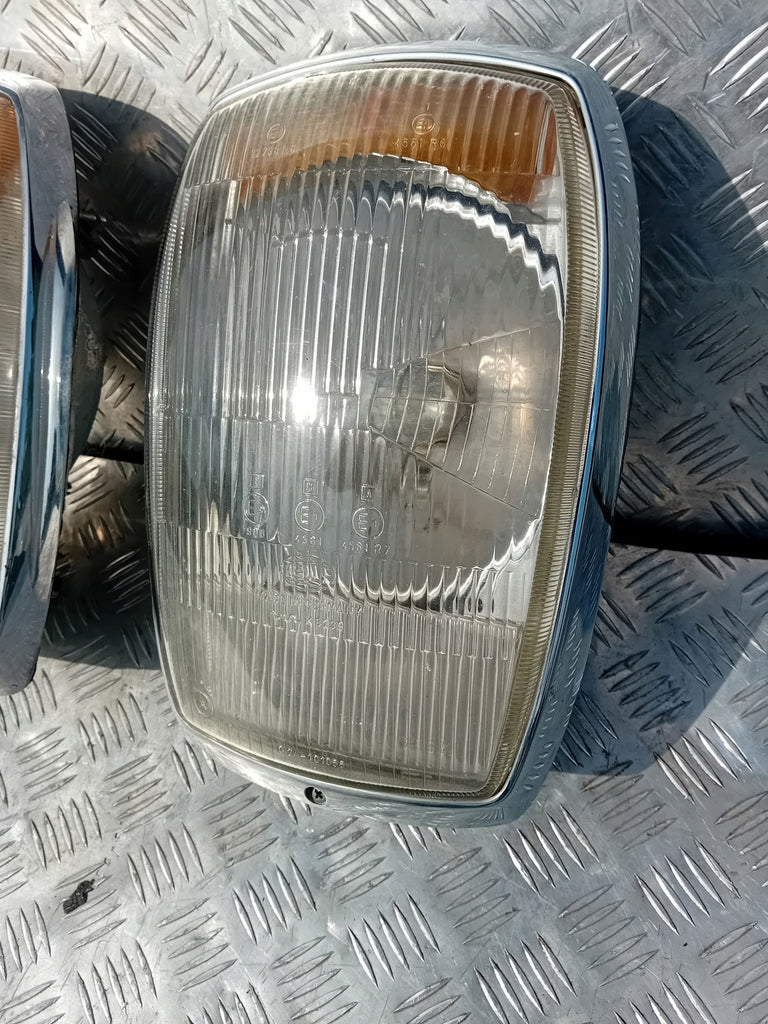 Frontscheinwerfer Mercedes-Benz W115 Ein Stück (Rechts oder Links) Headlight