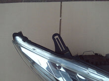 Laden Sie das Bild in den Galerie-Viewer, Frontscheinwerfer Renault Megane III Xenon Rechts Scheinwerfer Headlight