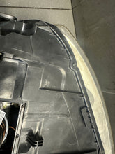 Load image into Gallery viewer, Frontscheinwerfer VW Touareg 7L6941016BK Xenon Rechts Scheinwerfer Headlight