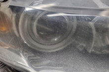 Laden Sie das Bild in den Galerie-Viewer, Frontscheinwerfer Audi A4 8E0941004 Xenon Ein Stück (Rechts oder Links)