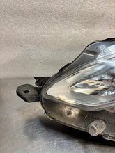 Load image into Gallery viewer, Frontscheinwerfer Peugeot 2008 I 9815405780 Links Scheinwerfer Headlight SCH4028873855vr