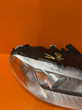Laden Sie das Bild in den Galerie-Viewer, Frontscheinwerfer Volvo V70 31214348 Xenon Rechts Scheinwerfer Headlight SCH4080266762ze