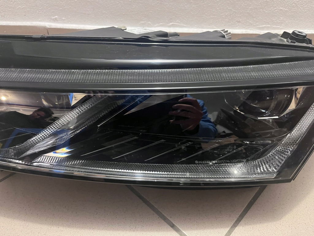 Frontscheinwerfer Skoda Octavia IV 5E4941015A LED Links Scheinwerfer Headlight SCH1359591835bm