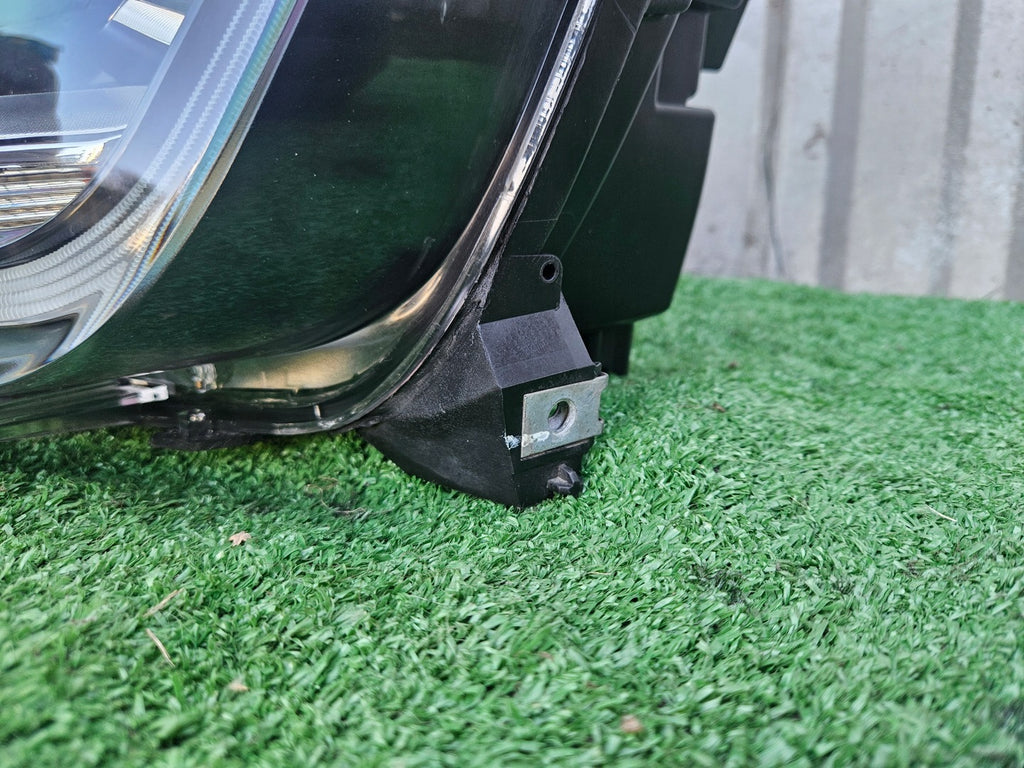 Frontscheinwerfer VW Amarok 2H3941031 Xenon Links Scheinwerfer Headlight SCH2912273753er