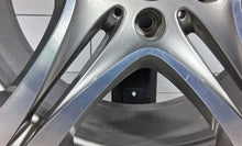Load image into Gallery viewer, 1x Alufelge 19 Zoll 9.0" 5x120 44ET 6794693 BMW F11 F06 F10 F12 Mg 6 Rim Wheel FEL5254709784tt