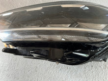 Laden Sie das Bild in den Galerie-Viewer, Frontscheinwerfer VW Passat B8 3G1941035P LED Links Scheinwerfer Headlight