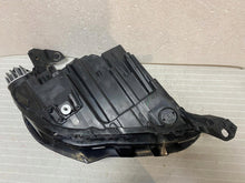 Laden Sie das Bild in den Galerie-Viewer, Frontscheinwerfer Opel Corsa F 39162653 Full LED Links Scheinwerfer Headlight SCH7655795691ph