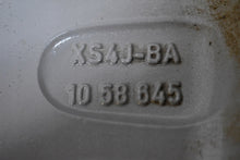 Laden Sie das Bild in den Galerie-Viewer, 1x Alufelge 14 Zoll 5.5&quot; 4x108 43,5ET XS4-BA, 1058645, XS4JBA1058645 Ford Fiesta