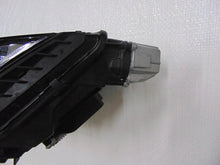 Laden Sie das Bild in den Galerie-Viewer, Frontscheinwerfer Skoda Octavia IV 5E4941015B LED Links Scheinwerfer Headlight SCH2364672938th