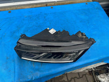 Laden Sie das Bild in den Galerie-Viewer, Frontscheinwerfer Skoda Octavia IV 5E4941015B Links Scheinwerfer Headlight SCH7421083131us