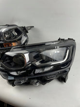 Laden Sie das Bild in den Galerie-Viewer, Frontscheinwerfer Citroën Berlingo 9816824880 9816824780 Ein Satz Headlight SCH2200192515eu