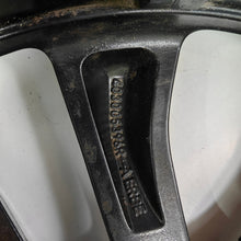 Laden Sie das Bild in den Galerie-Viewer, 1x Alufelge 18 Zoll 7.0" 5x114.3 40ET 403005396 Mg Koleos Kadjar Rim Wheel FEL9022051745bd