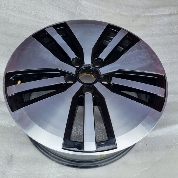 1x Alufelge 17 Zoll 7.0" 5x112 40ET Glanz Schwarz 3C0601025AM VW Passat B8 FEL5174894405ix