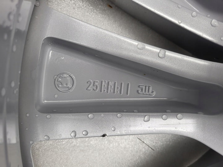 1x Alufelge 19 Zoll 8.0" 5x112 45ET Glanz Silber 5LA601025Q Skoda Octavia I FEL8302199667kf