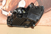 Laden Sie das Bild in den Galerie-Viewer, Frontscheinwerfer Mercedes-Benz W206 A2069061003 LED Rechts Headlight SCH5982211929kx