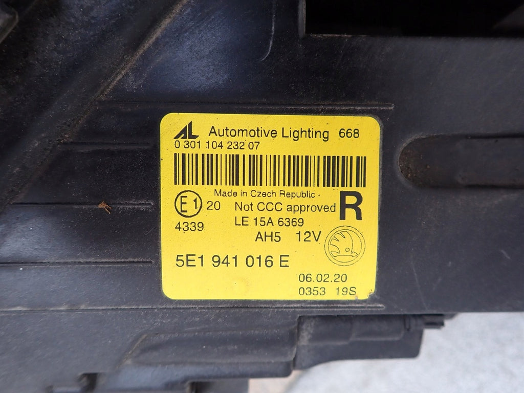 Frontscheinwerfer Skoda Octavia III 5E1941016E Full LED Rechts Headlight SCH7092248634rj
