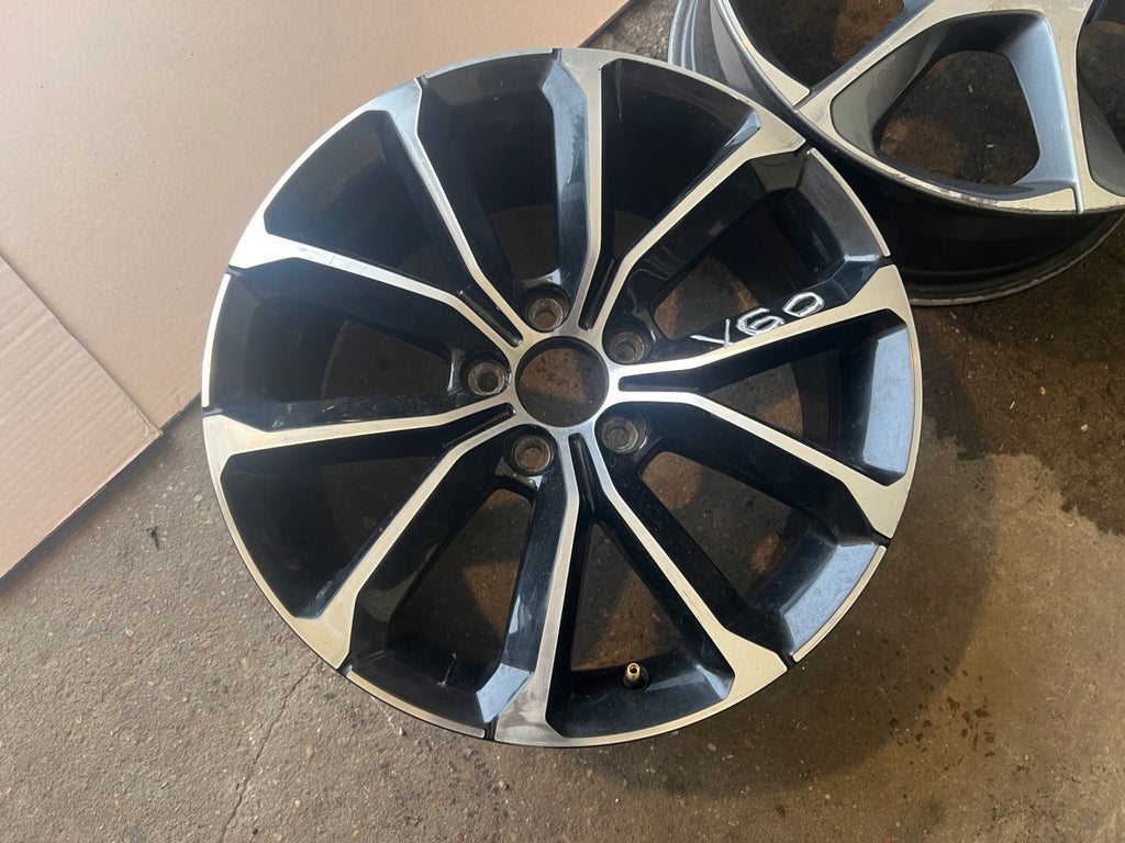 1x Alufelge 17 Zoll 7.0" 5x108 40 5ET Glanz Schwarz 31471310 Volvo S60 V60 Ii FEL1151539712zw