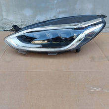 Load image into Gallery viewer, Frontscheinwerfer Ford Fiesta L1BB-13EO15-GC FULL LED Links Headlight