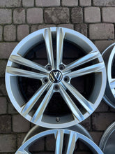Laden Sie das Bild in den Galerie-Viewer, 4x Alufelge 18 Zoll 7.0" 5x112 43ET Glanz Silber VW Tiguan Rim Wheel FEL1973364472lx