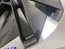 Laden Sie das Bild in den Galerie-Viewer, 1x Alufelge 21 Zoll 8.5" 5x112 40ET Glanz Schwarz 5LA601025L Skoda Enyaq FEL4672236523fl