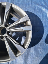 Laden Sie das Bild in den Galerie-Viewer, 1x Alufelge 19 Zoll 9.5" 5x112 48ET Glanz Grau A2184012602 Mercedes-Benz Cls FEL7154831704aw
