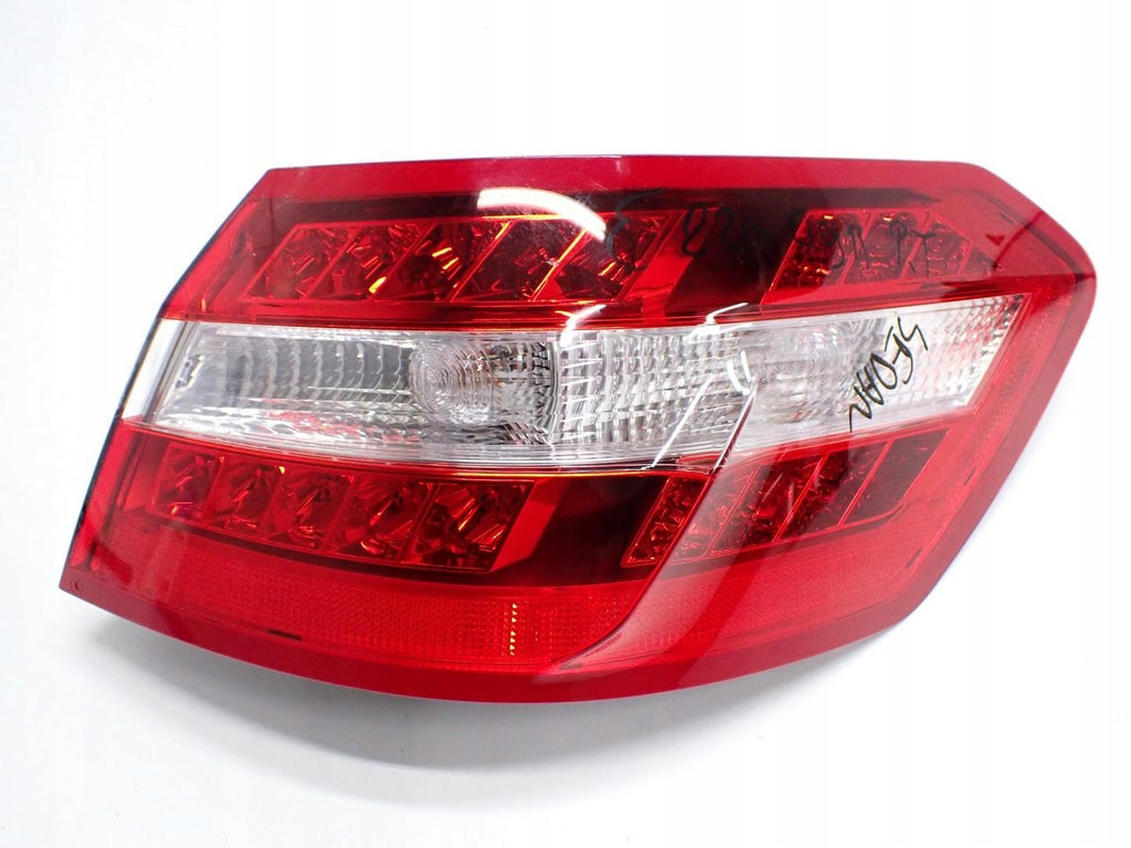 Rückleuchte Mercedes-Benz W212 S212 A2129066701 Rechts Rearlight