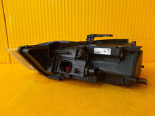 Laden Sie das Bild in den Galerie-Viewer, Frontscheinwerfer Audi Q3 8U0941044 Xenon Rechts Scheinwerfer Headlight