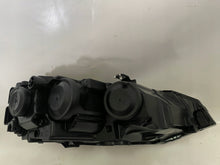 Laden Sie das Bild in den Galerie-Viewer, Frontscheinwerfer VW Polo 2G1941005 Links Scheinwerfer Headlight