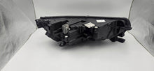 Laden Sie das Bild in den Galerie-Viewer, Frontscheinwerfer Skoda Octavia I 5E4941015A LED Links Scheinwerfer Headlight SCH3660683170ua