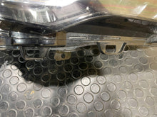 Laden Sie das Bild in den Galerie-Viewer, Frontscheinwerfer Opel Astra 39111150 FALSE Scheinwerfer Headlight SCH2586178970yo