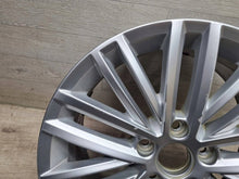 Laden Sie das Bild in den Galerie-Viewer, 1x Alufelge 17 Zoll 5x112 1Q0601025C VW Rim Wheel FEL8574610457cu