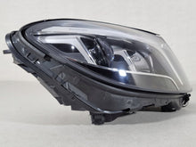 Laden Sie das Bild in den Galerie-Viewer, Frontscheinwerfer Mercedes-Benz W222 A2229060802 A2229060702 full LED Ein Satz