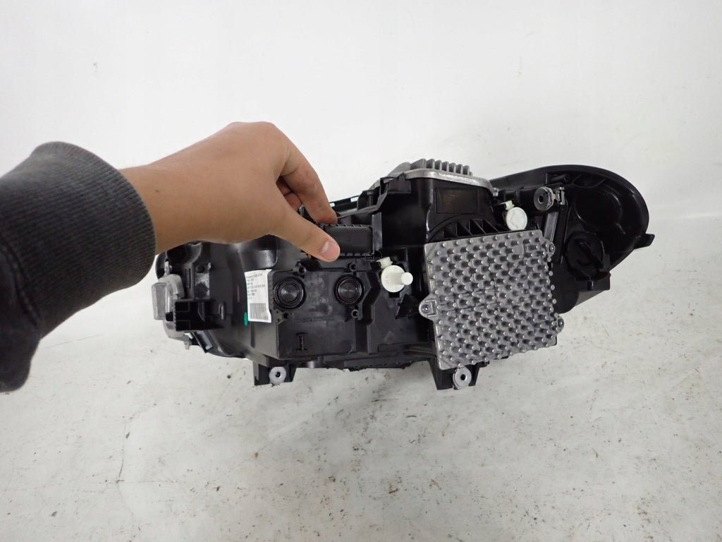 Frontscheinwerfer BMW X1 F48 6311-2707376-01 LED Rechts Scheinwerfer Headlight SCH6071005609ag