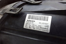 Load image into Gallery viewer, Frontscheinwerfer Volvo S80 I 31214173 Ein Stück (Rechts oder Links) Headlight SCH4767736601mt