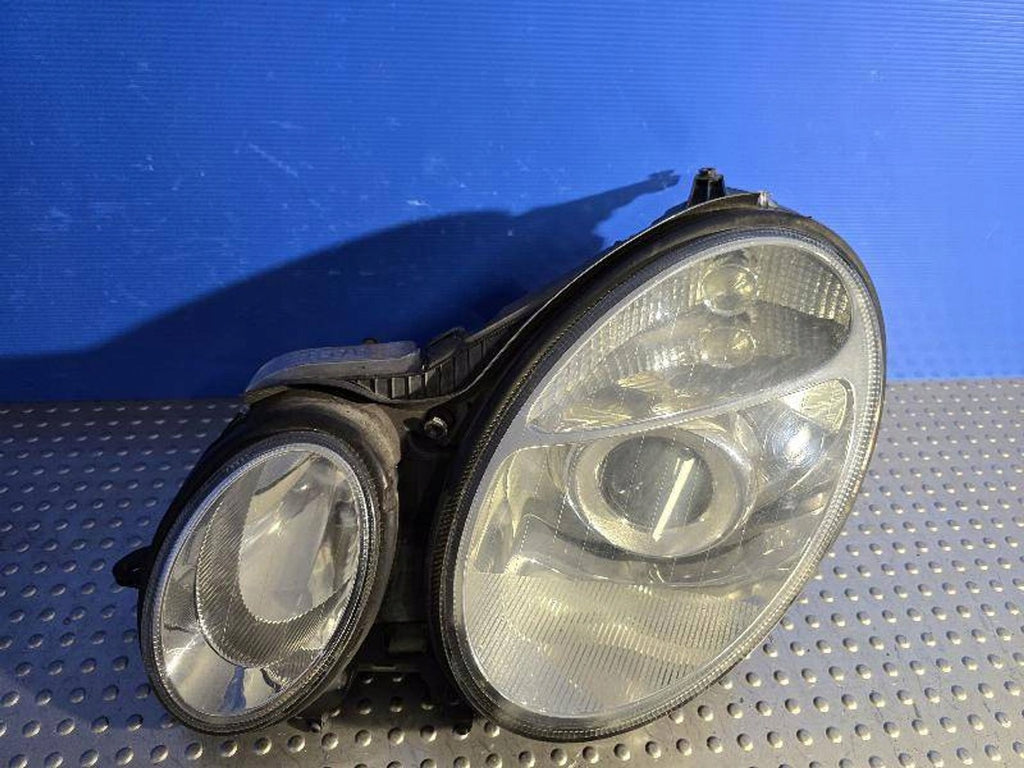 Frontscheinwerfer Mercedes-Benz W211 FOY7995 Links Scheinwerfer Headlight SCH8834017129mb