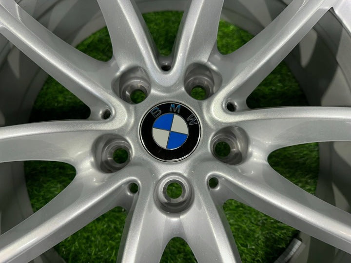 4x Alufelge 18 Zoll 7.0" 5x112 32ET Glanz Silber 6880047 BMW X3 G01 G02 FEL9713937783qh