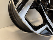 Load image into Gallery viewer, 1x Alufelge 17 Zoll 52910-R2100 Kia Sportage V Rim Wheel FEL2246628873gl