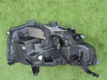 Load image into Gallery viewer, Frontscheinwerfer Renault 260609504R Links Scheinwerfer Headlight SCH8016492661gl